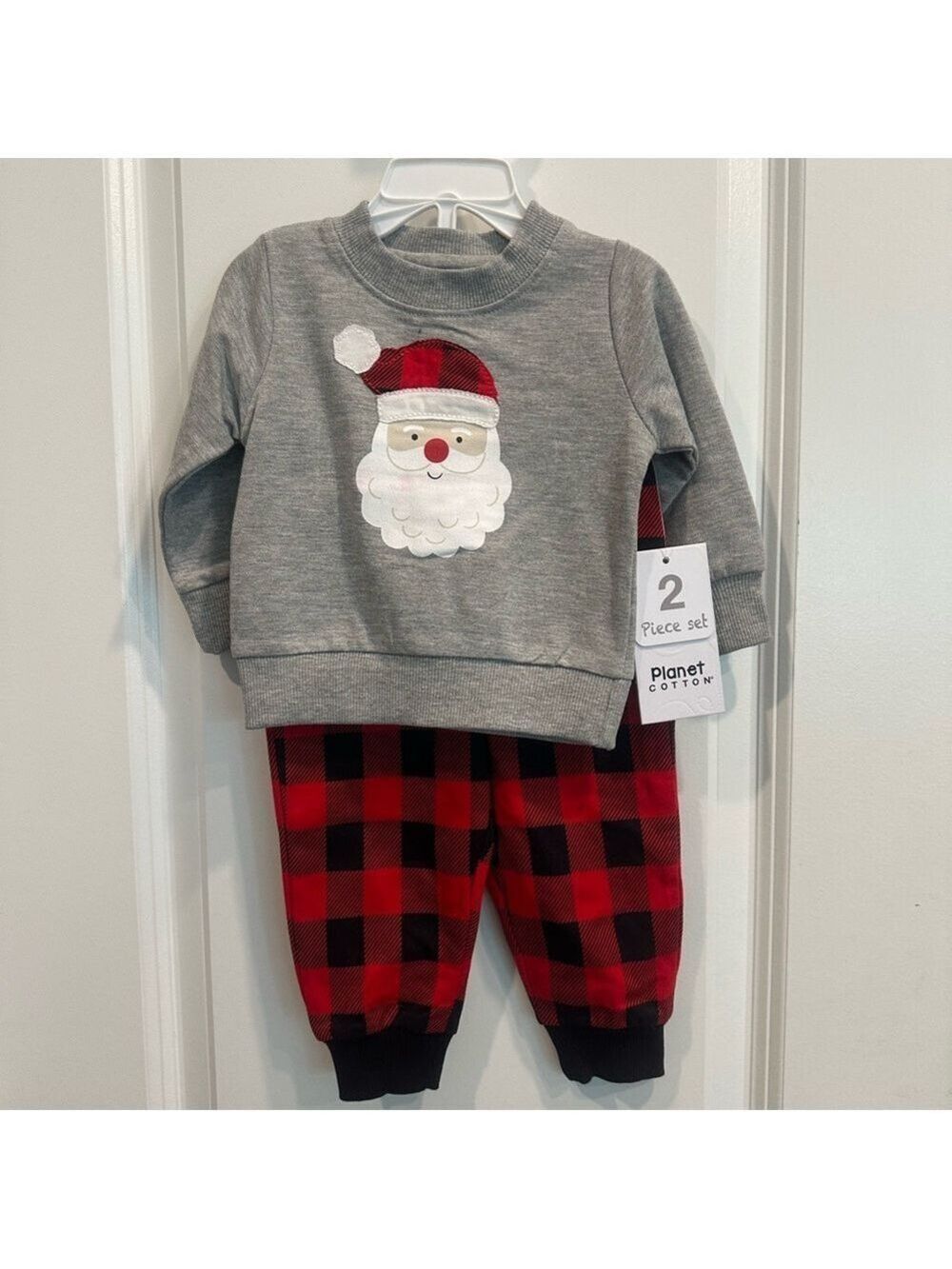 Santa Sweatshirt and Plaid Pants Set. Infant size 6 month
